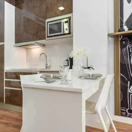 Apartment & Cosy In Front Of Picasso Museum By Rems